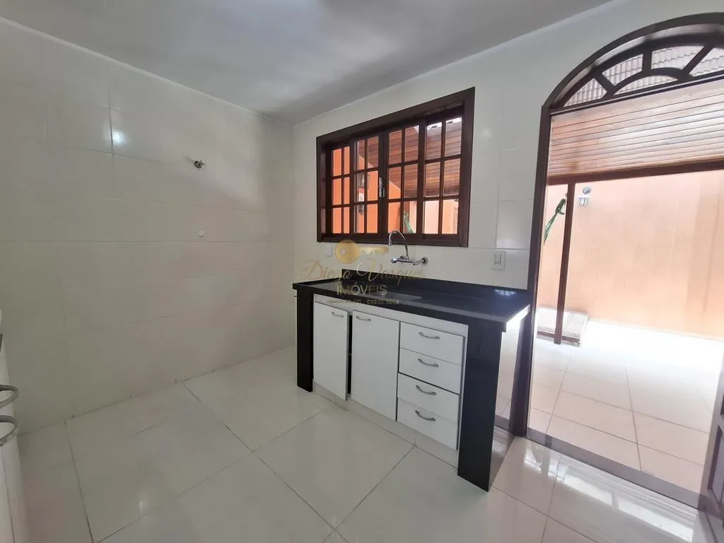 Imagem Casa em Condomínio para Venda em Teresópolis / RJ no bairro Artistas