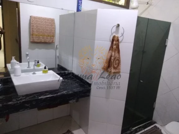 Imagem Oportunidade Única: Prédio Comercial à venda no Bairro São José, Aracaju-SE. 10 quartos, 5 suítes, 4 salas, 11 banheiros, 8 vagas de garagem.