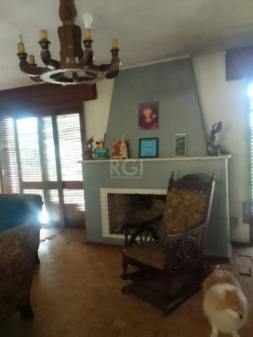 Imagem Casa para Venda - 400m², 7 dormitórios, sendo 1 suites, 2 vagas - Vila Assunção