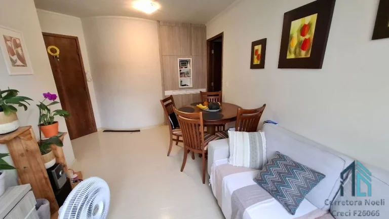 Imagem Apartamento 02 quartos, uma vaga, frente Hospital das Clinicas HC me Curitiba PR