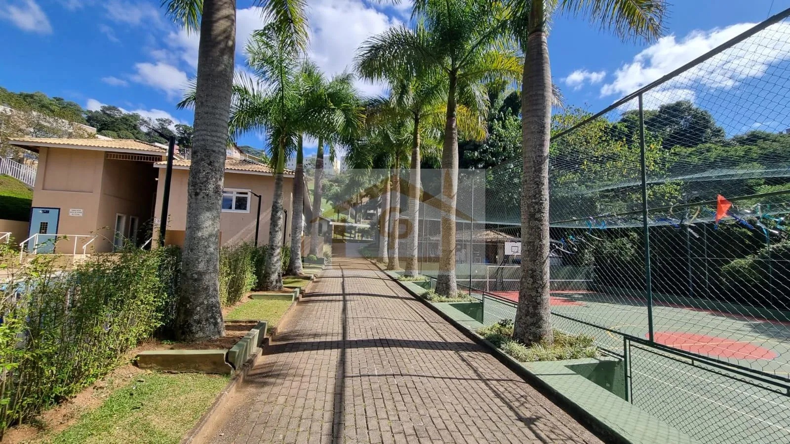 Imagem Aquisição de uma Obra, Casa térrea , belo projeto. Clube Maravilhoso