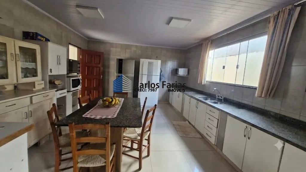 Imagem Casa para Venda em Brasília, Centro (São Sebastião), 4 dormitórios, 1 suíte, 2 banheiros, 6 vagas