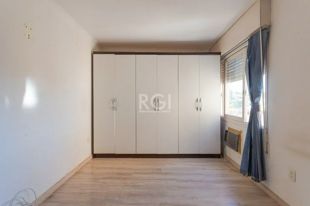 Imagem Cobertura para Venda - 118m², 3 dormitórios, 1 vaga - Nonoai