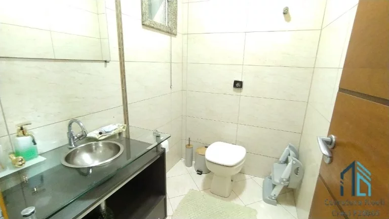 Imagem Prédio Comercial/Residencial a venda com salas comerciais e 04 quartos c/suíte no Campo Comprido em Curitiba PR