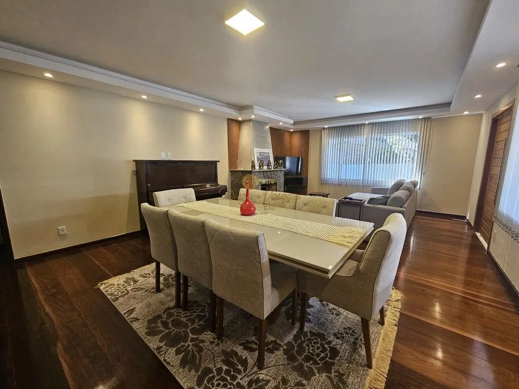 Imagem Casa para Venda em Teresópolis / RJ no bairro Quinta da Barra
