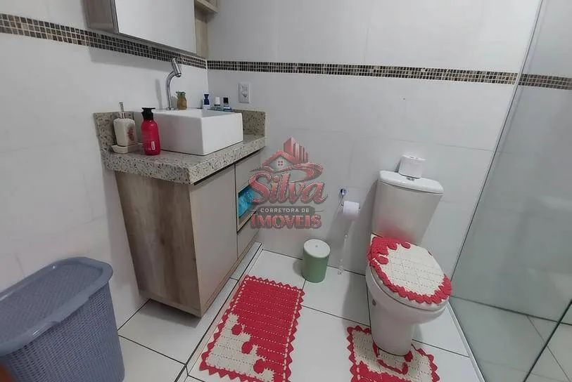 Imagem C471 | Casa com piscina à venda a 450m do mar no Mariluz