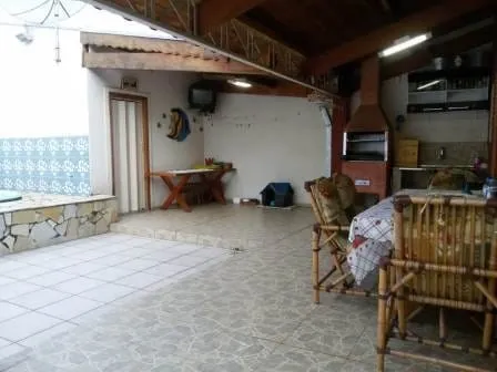 Imagem Casa à venda 3 Quartos, 1 Suite, 6 Vagas, 300M², Parque São Domingos, Pindamonhangaba - SP