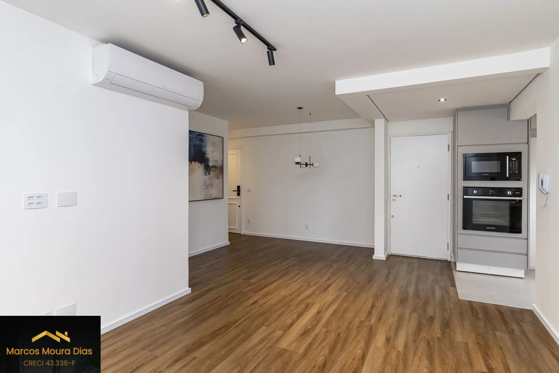 Imagem Apartamento 3 Dormitórios 1 Suíte 2 Vagas na Vila Olímpia Reformado