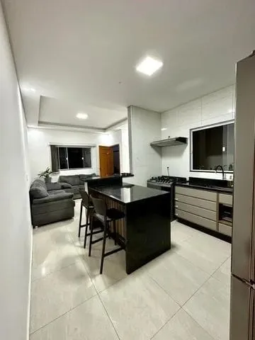 Imagem Casa à venda 2 Quartos, 1 Suite, 2 Vagas, 200M², Parque das Palmeiras, Pindamonhangaba - SP