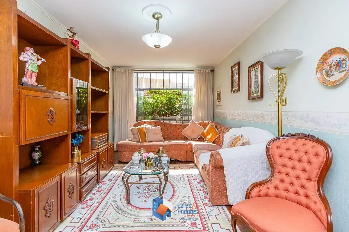 Imagem Sobrado para venda em Brooklin com 4 quartos, sendo 1 suíte, 250m²