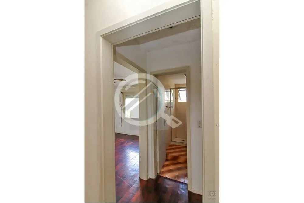 Imagem Bem-vindo ao seu novo lar no Petrópolis em Porto Alegre! Este apartamento charmoso e espaçoso, com...