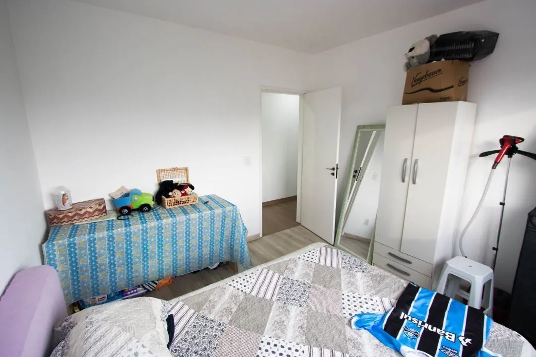 Imagem Apartamento para Venda - 70.7m², 2 dormitórios, 1 vaga - Tristeza