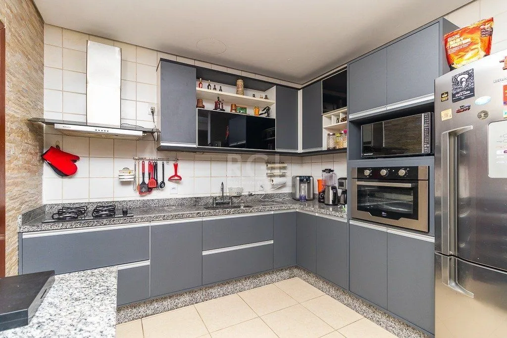 Imagem Casa Condominio para Venda - 239.9m², 3 dormitórios, Santa Tereza