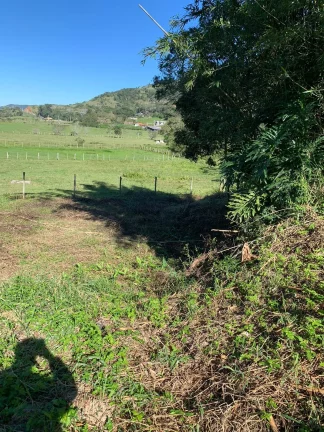Imagem Oportunidade Única: Terreno à Venda no Bairro Ambrósio, Garopaba-SC - 360m²!