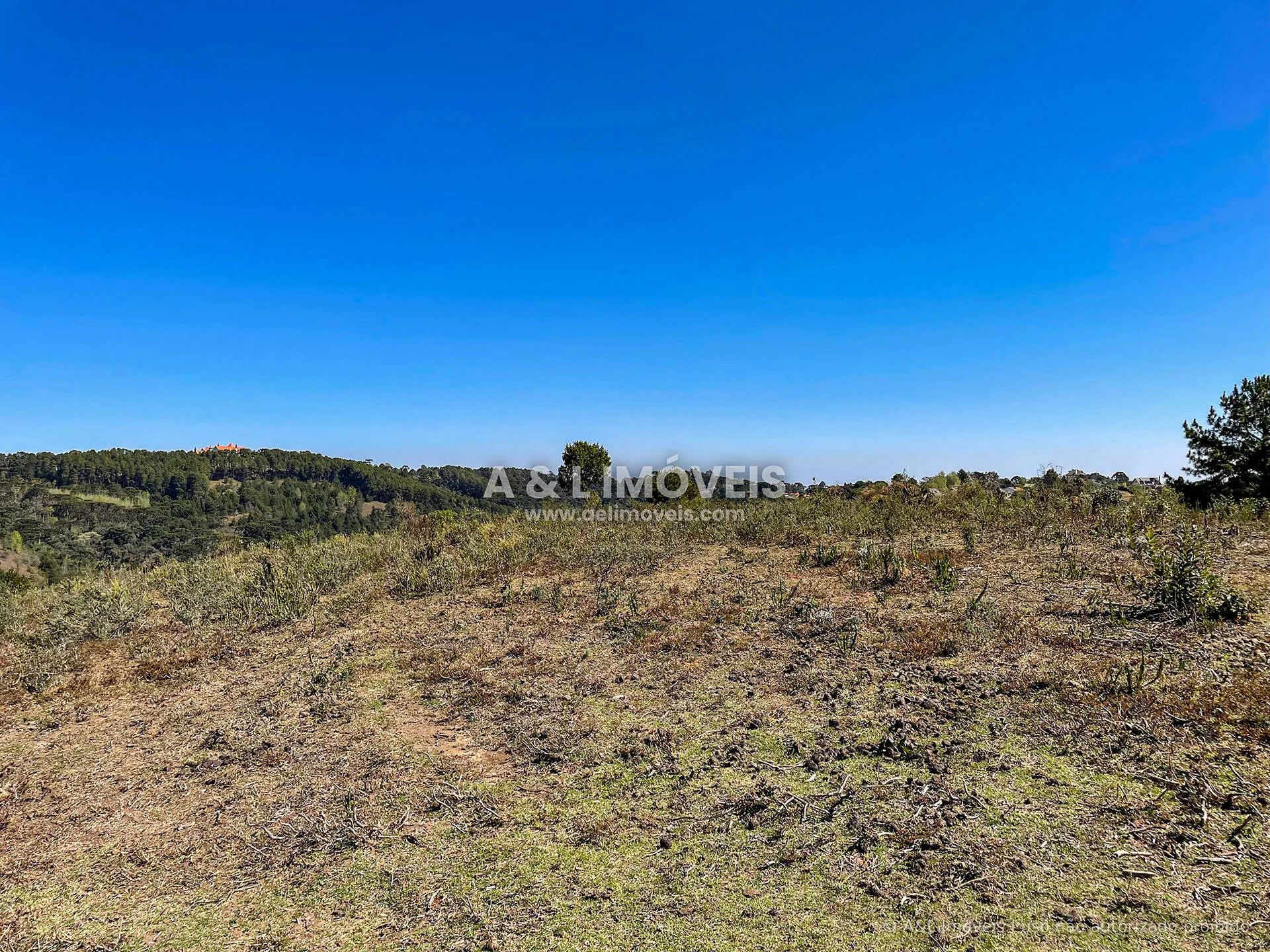 Imagem Terreno 5.268,00 m² à venda em Campos do Jordão | ZR3 | Alto da Boa Vista