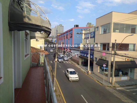 Imagem SOBRADO 370m² CENTRO ITATIBA SALÃO COMERCIAL e SUPERIOR com 2 DORM