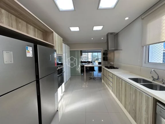 Imagem APARTAMENTO 4 DORMITORIOS - 6 BANHEIROS - 4 VAGAS DE GARAGEM - LOCACAO - PRAIA BRAVA - ITAJAI/SC
