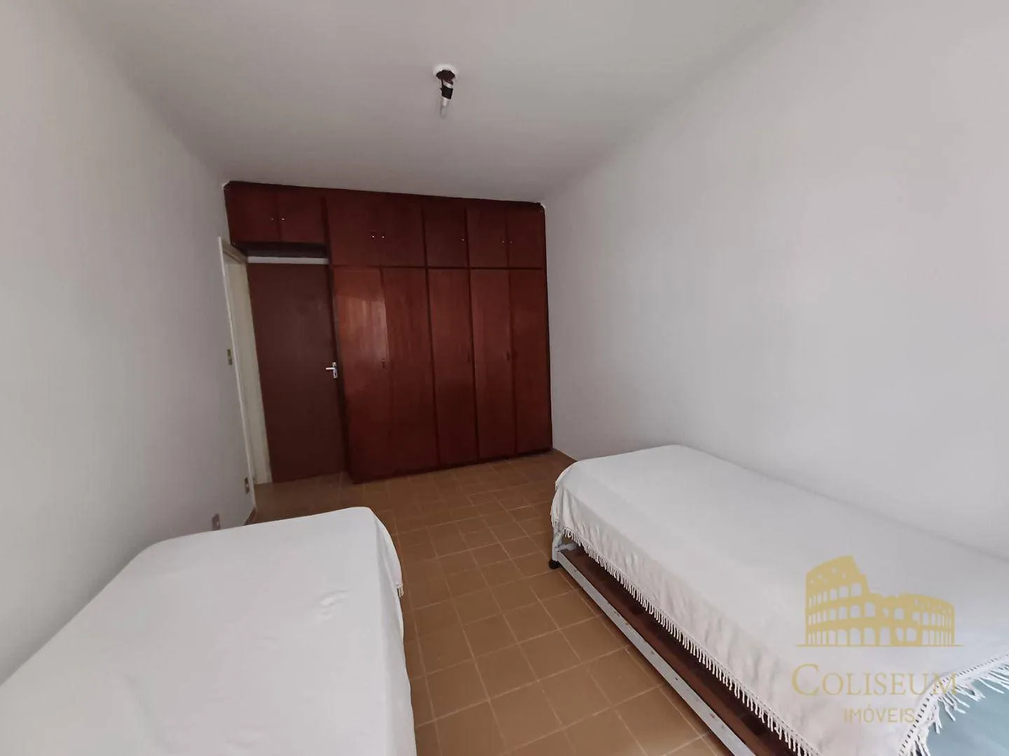 Imagem Apartamento com 2 dormitórios à venda, 76 m² por R$ 360.000,00 - Aviação - Praia Grande/SP