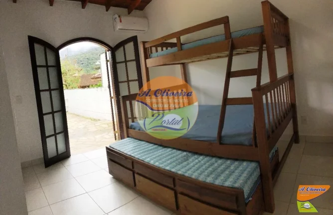 Imagem Linda Casa 04 Dormitorios ( sendo 02 suites ) Park Hills