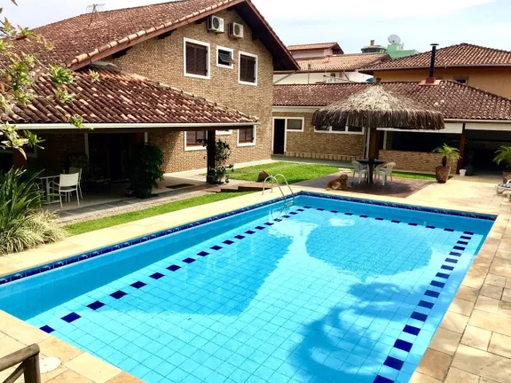 Imagem Linda casa com 4 dormitórios sendo 2 suíts´s e ar condicionado e pisicna e área gourmet maravilhosa
