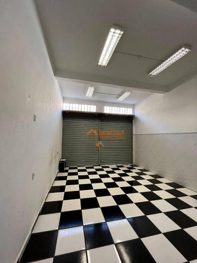Imagem Sobrado com 3 dormitórios à venda, 360 m² por R$ 550.000,00 - Água Chata - Guarulhos/SP