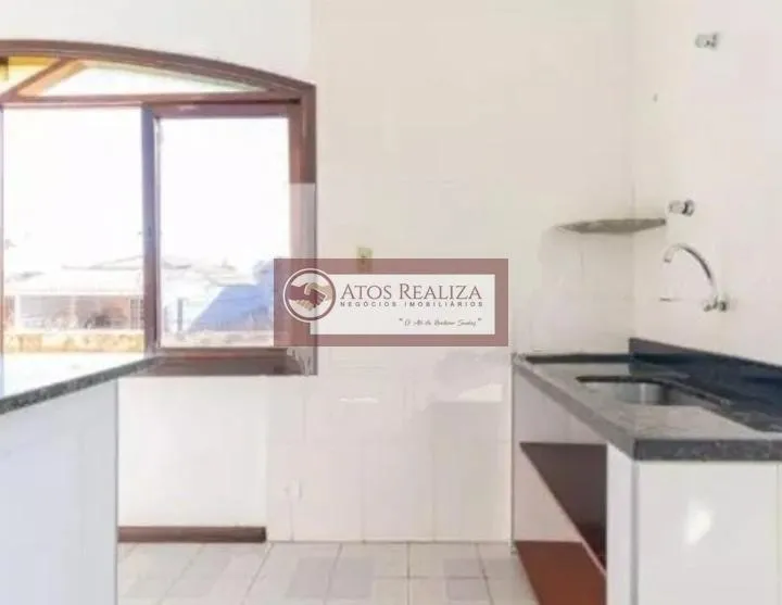 Imagem Alugo Sobrado com entrada compartilhada no Jd Satélite -São Paulo. Com Sala, cozinha, banheiro, área de serviço, R$ 1.250. OBS: Com vaga de garagem R$ 1.450,00 Agende uma visita.