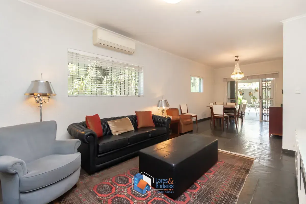 Imagem Casa para venda em Jardim Paulistano com 4 quartos, sendo 1 suíte, 300m²