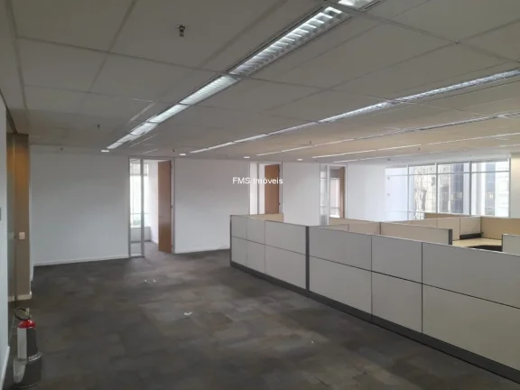 Imagem Conjunto Comercia no Brooklin com 306,35m² de área