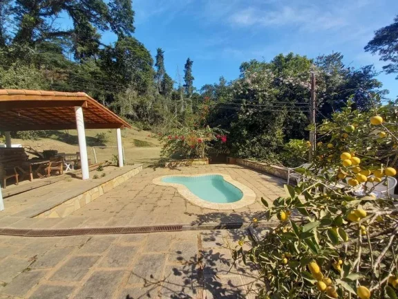 Imagem Casa para Venda em Teresópolis / RJ no bairro Granja Mafra
