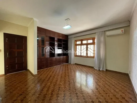 Imagem Casa bairro no Chácara da Barra em Campinas/SP. São 185m² de construção, sala estar com ar-cond...
