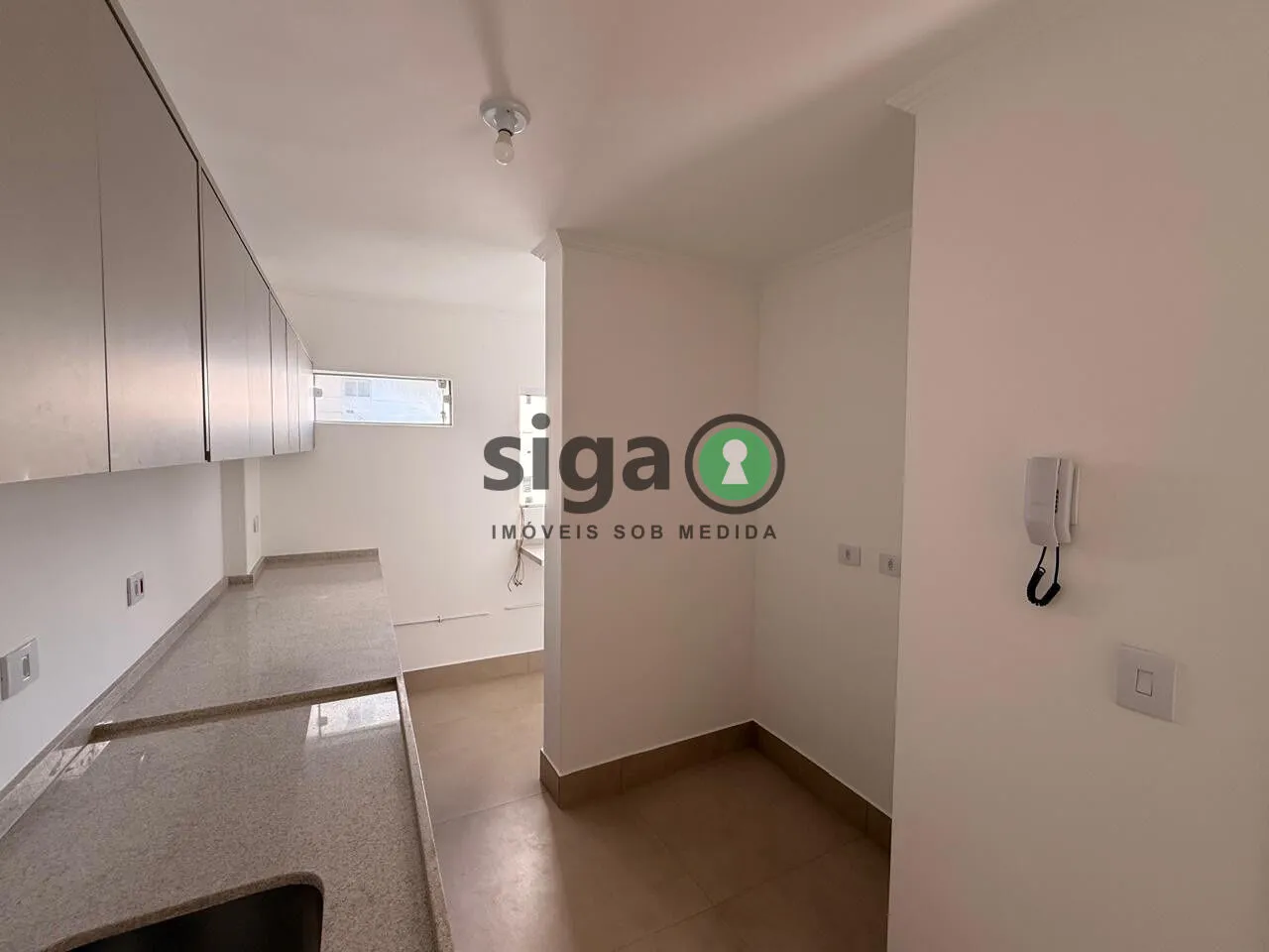 Imagem Apartamento Reformado com 3 Dormitórios e Suíte na Vila Olímpia.