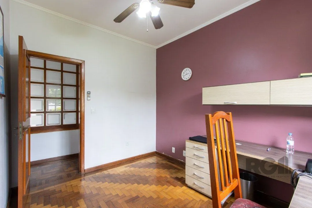Imagem Casa para Venda - 440m², 3 dormitórios, sendo 1 suites, 2 vagas - Santa Tereza