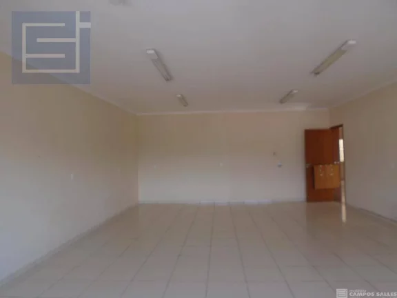Imagem Salão para alugar por R$ 6.500/mês - Praça Coronel Olímpio Gonçalves dos Reis Centro - Socorro/SP