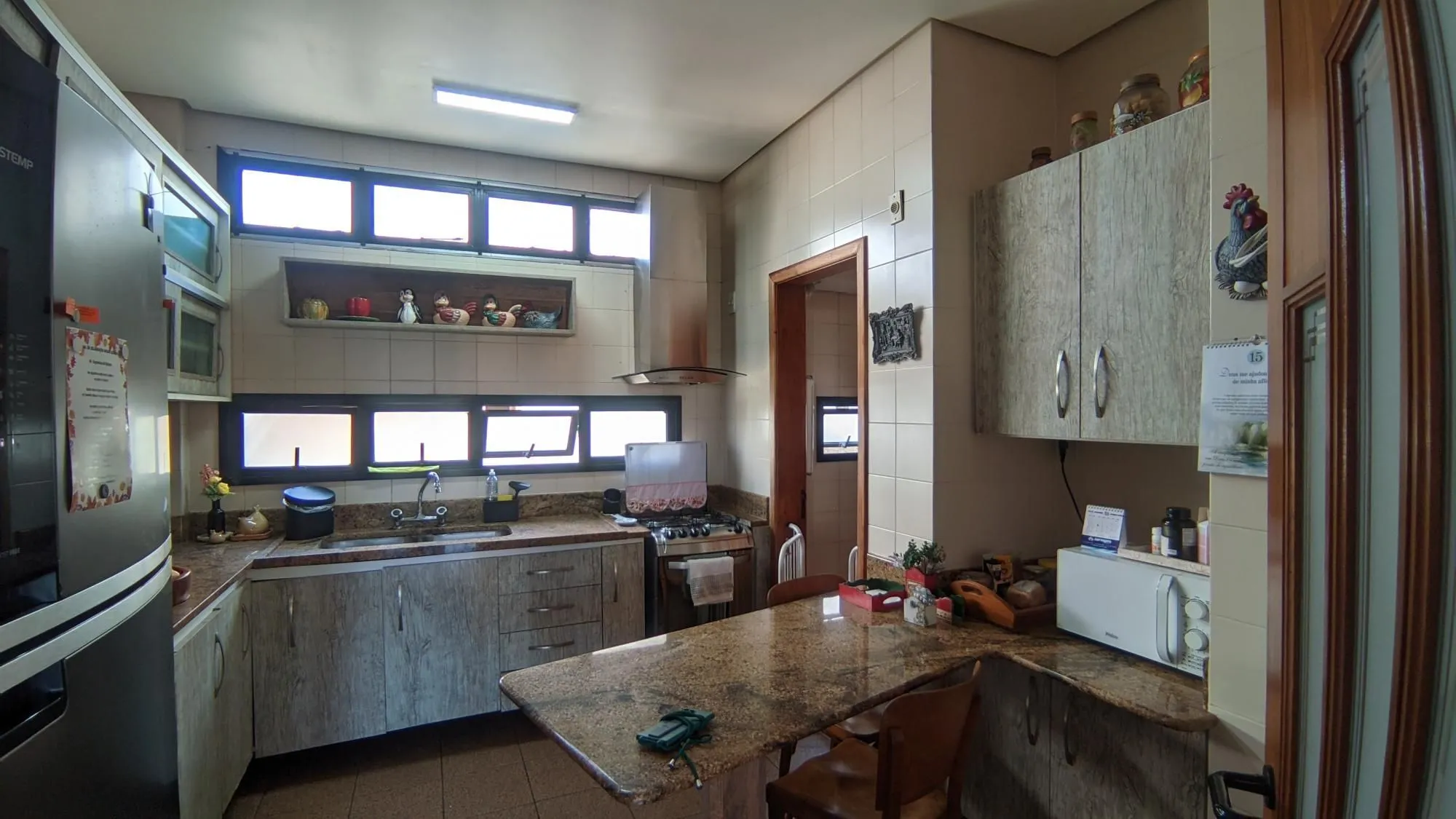 Imagem Cobertura com piscina 3 dorm, 2 vagas individuas, no bairro Petrópolis