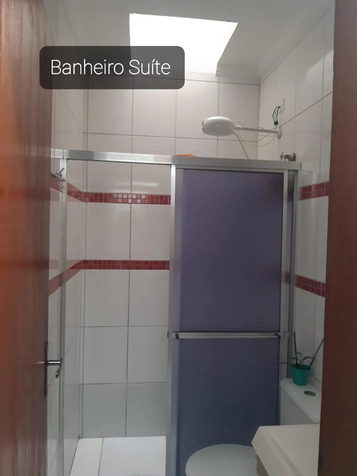 Imagem Residência Tranquila e Moderna com 3 Dormitórios em Jardim Nápoli, Sorocaba