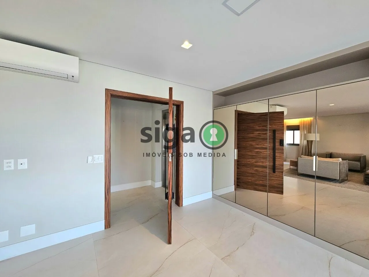 Imagem Apartamento à venda - 192 m², 2 suítes, 4 vagas - Campo Belo - São Paulo/SP