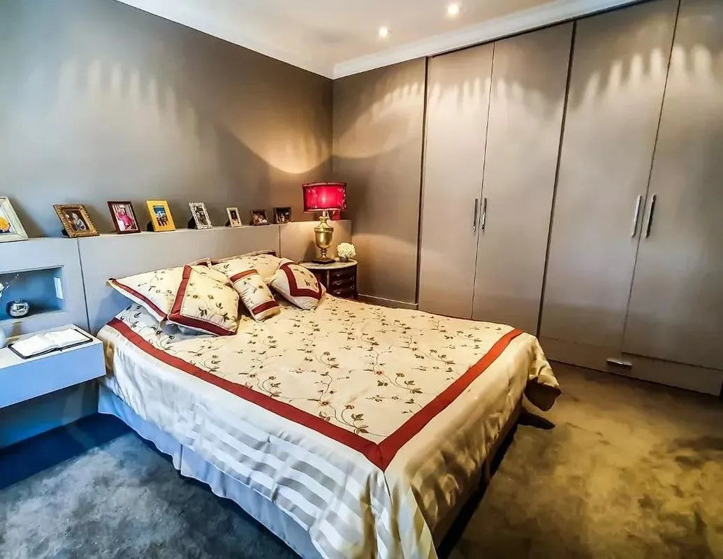 Imagem Vende-se apartamento com 3 quartos (1 suíte), 2 sacadas com churrasqueira, 132m² e 2 vagas - Auxiliadora