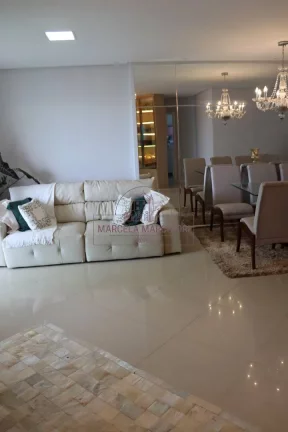 Imagem Apartamento da quadra da praia com vista para o mar, montado e decorado