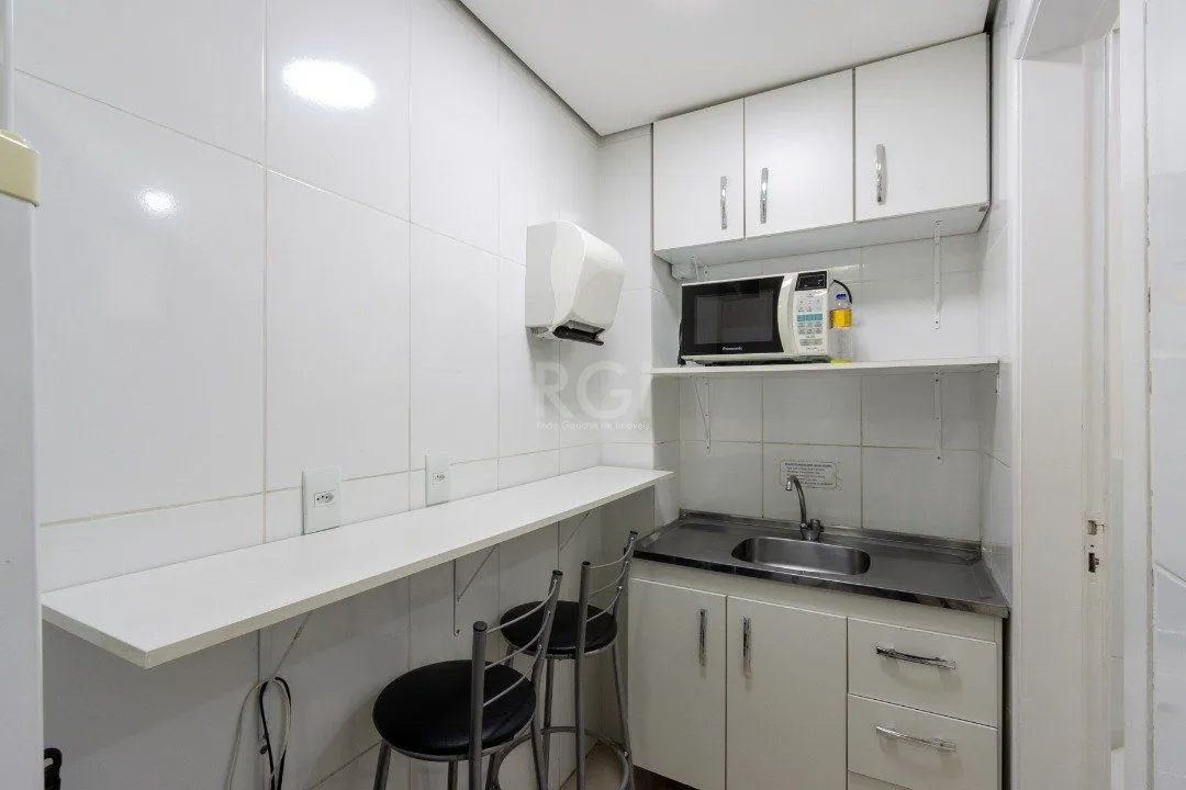 Imagem Sala em andar inteiro com 141,77 m2 privativos