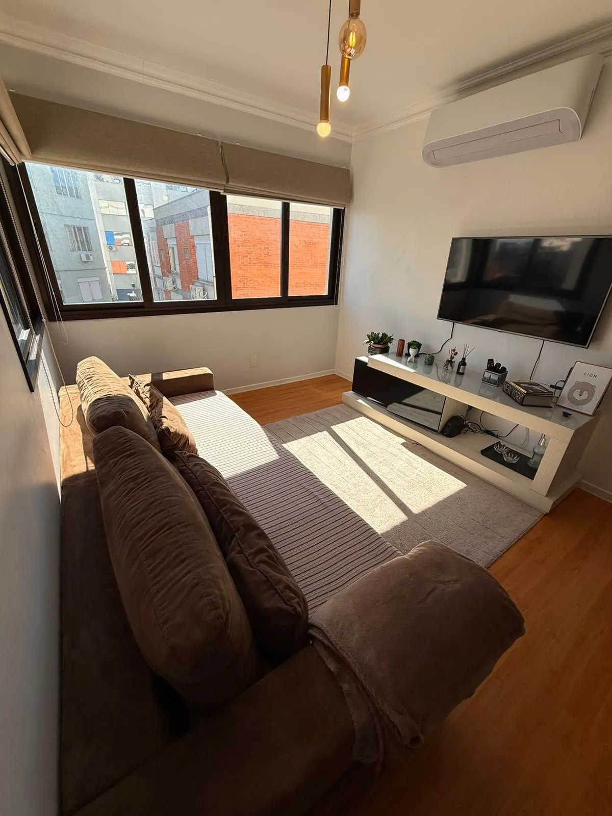 Imagem Apartamento semimobiliado no Moinhos de Vento