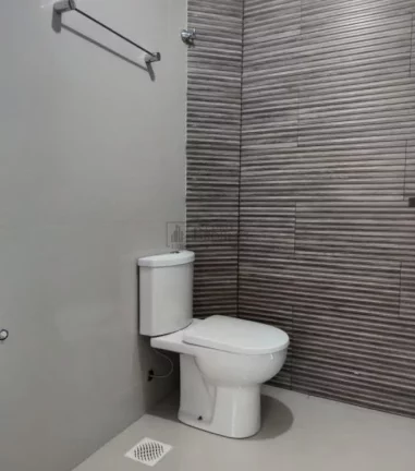 Imagem Sobrado triplex no Centro de Balneário Camboriú.