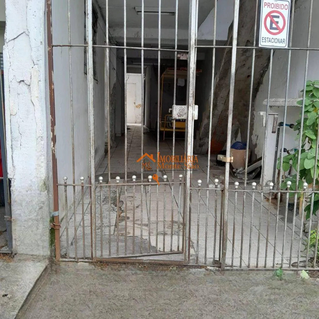 Imagem Sobrado com 8 dormitórios à venda, 250 m² por R$ 852.000,00 - Jardim Santa Mena - Guarulhos/SP