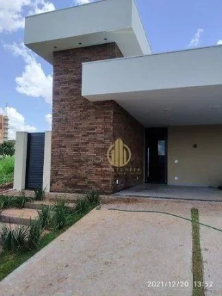 Imagem Casa no Condomínio San Paolo com 3 suítes e piscina.