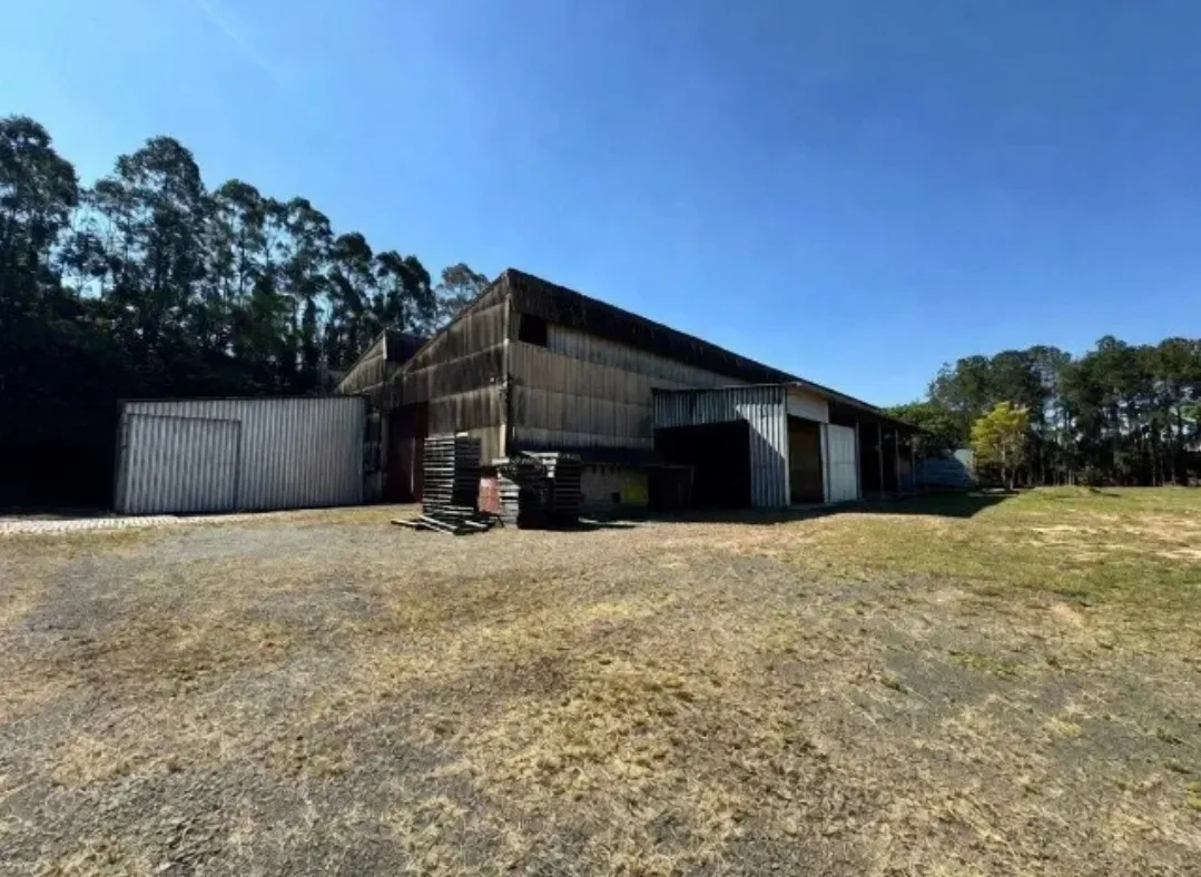 Imagem Galpão 2.500m² Comercial Jardim dos Passaros-Vinhedo/SP