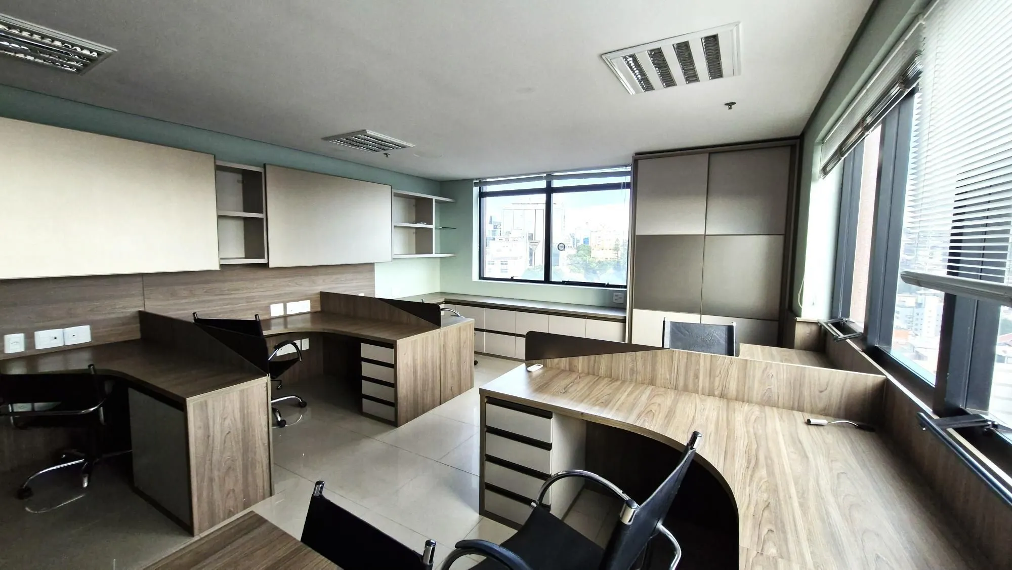 Imagem Sala Comercial próxima a Carlos Gomes