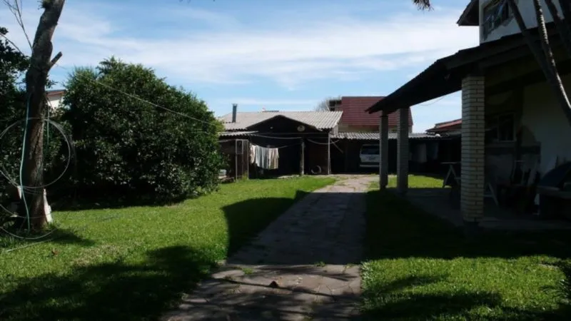Imagem Casa Ampla com 2 pavimentos , grande pátio