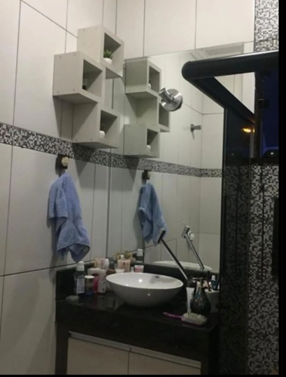 Imagem Casa à venda 2 Suites, 4 Vagas, Vila Albina, Taubaté - SP