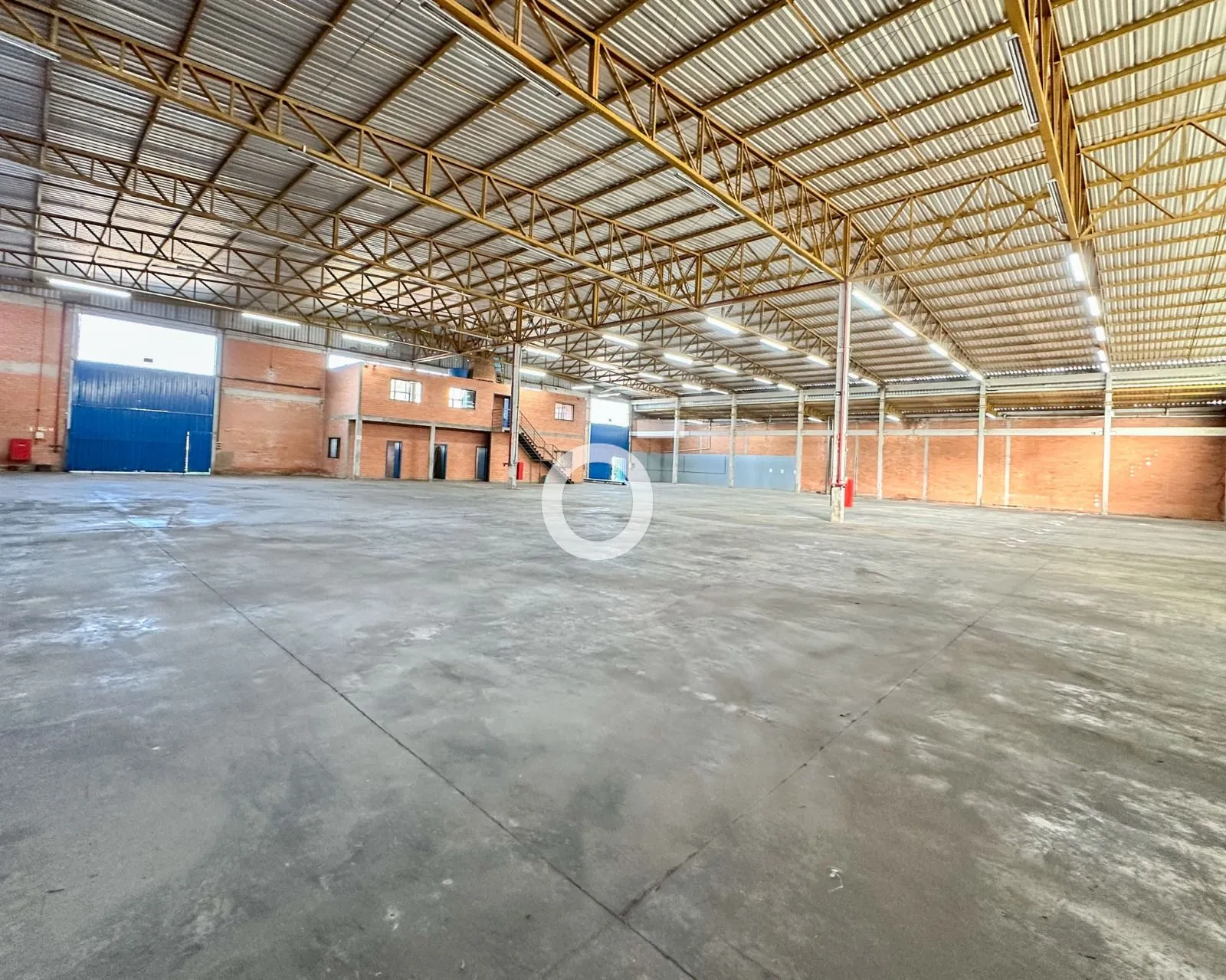 Imagem Pavilhão à venda em Caxias do Sul, Ana Rech , 2032m2