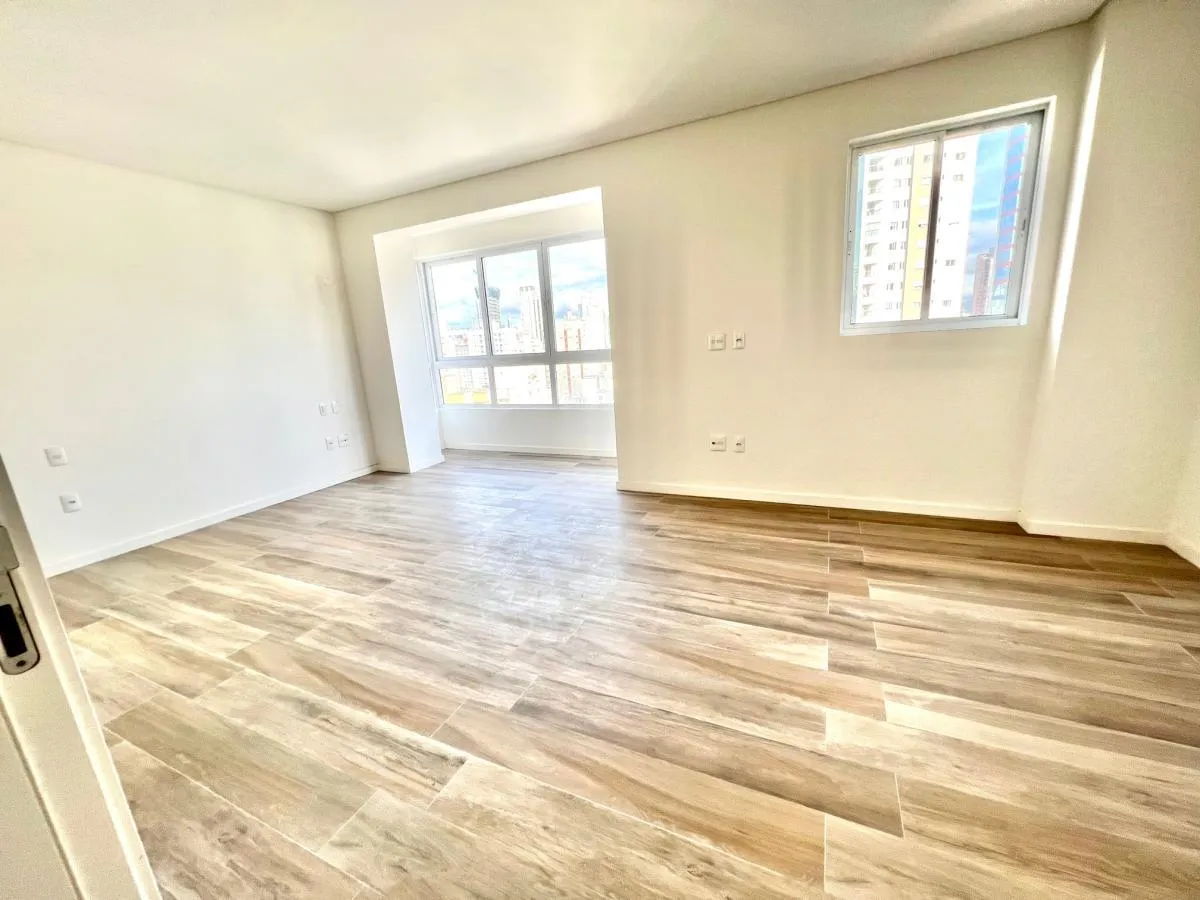 Imagem Apartamento Zona Central para Venda em Balneário Camboriú, CENTRO, 3 dormitórios, 3 suítes, 4 banheiros, 2 vagas