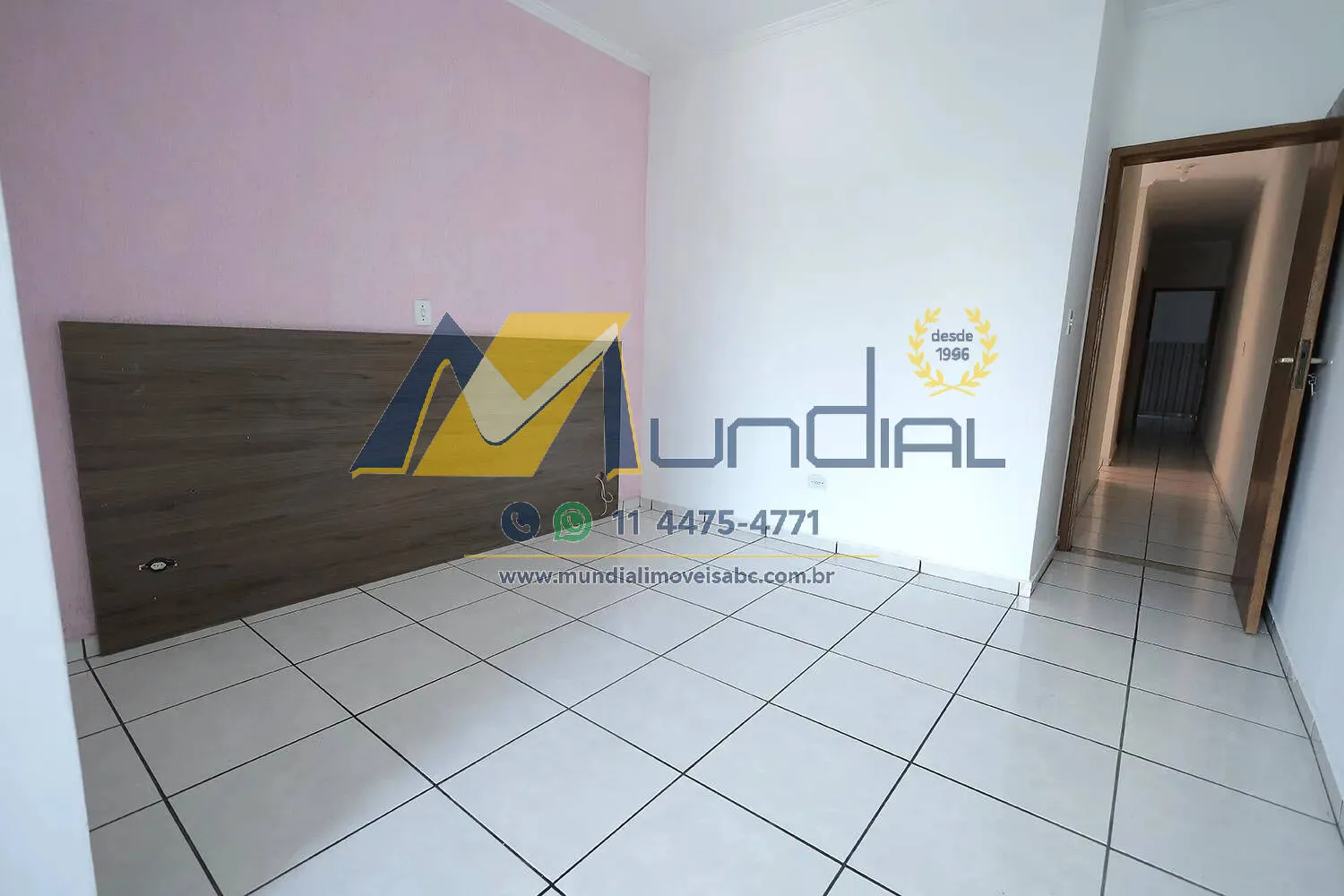 Imagem CASA À VENDA COM 115 M², 3 DORMITÓRIOS E 2 VAGAS - JARDIM EUROPA